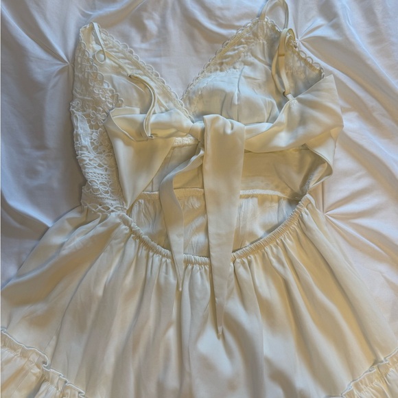 Elegant Cream Lace Dress - Picture 2 of 3